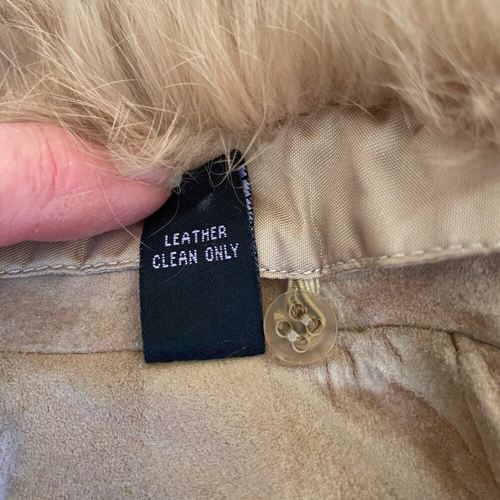 CONTEXT, Gorgeous belted suede jacket, fur collar, cutout details, sz 8. - Picture 8 of 8